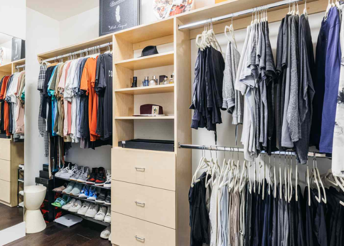Easy Ways to Organize Your Closet and Maximize Space